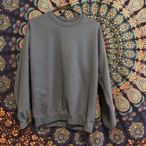 brand new perfect condition crewneck